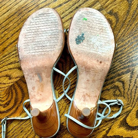Lilly Pulitzer Parigi silver bow, ankle strap wood heel sandal size 7 1/2 - Picture 4 of 5